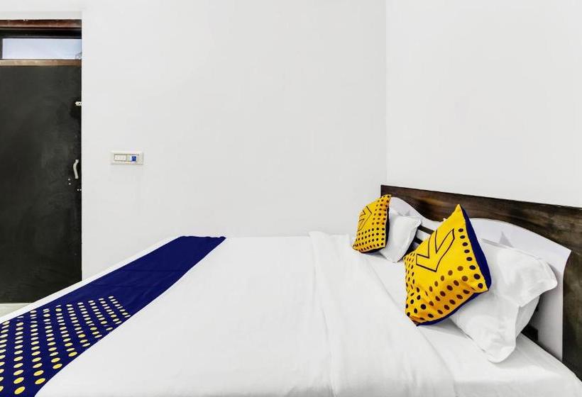 酒店 Spot On 62490 Shri Ganesh Guest House