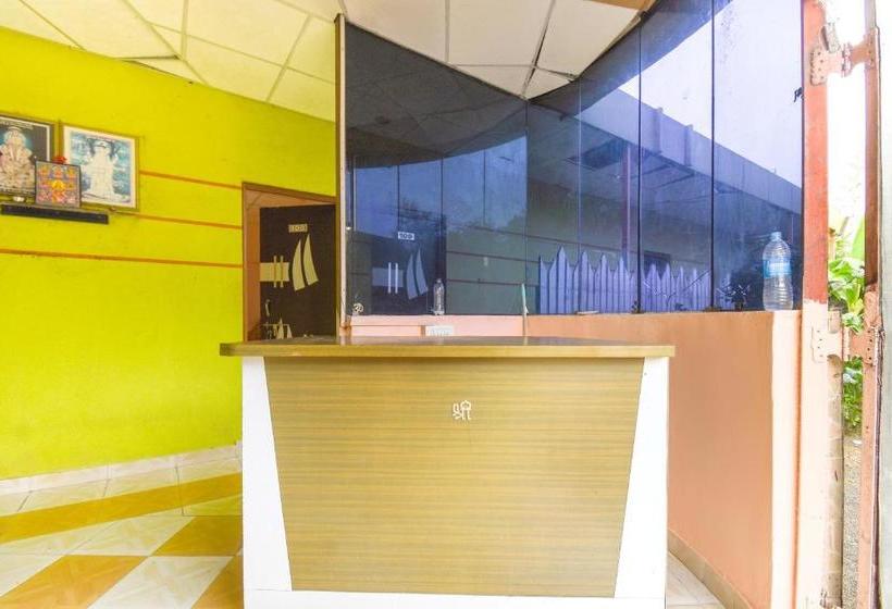 فندق Spot On 65135  Suvarna Samrat Lodge