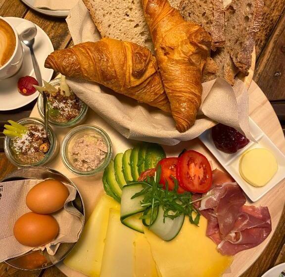 فندق The Bellhop