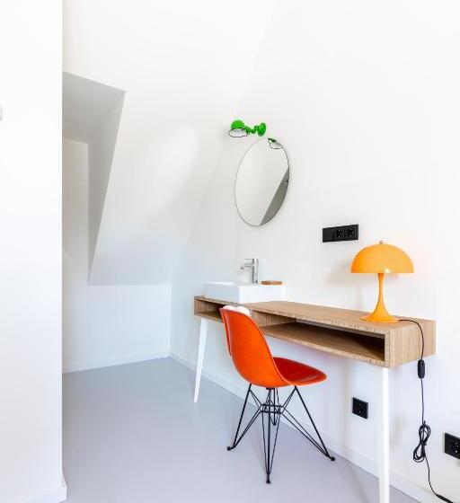 فندق The Bellhop