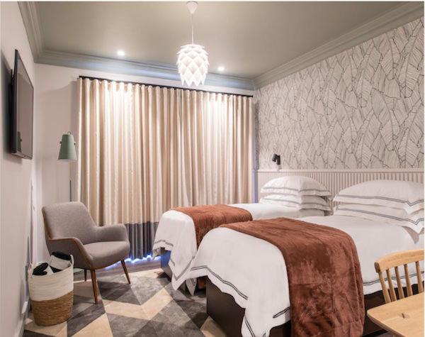 ホテル The Feather Hill Boutique