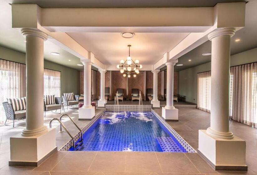 ホテル The Feather Hill Boutique