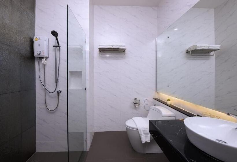 Отель The Vienna Place