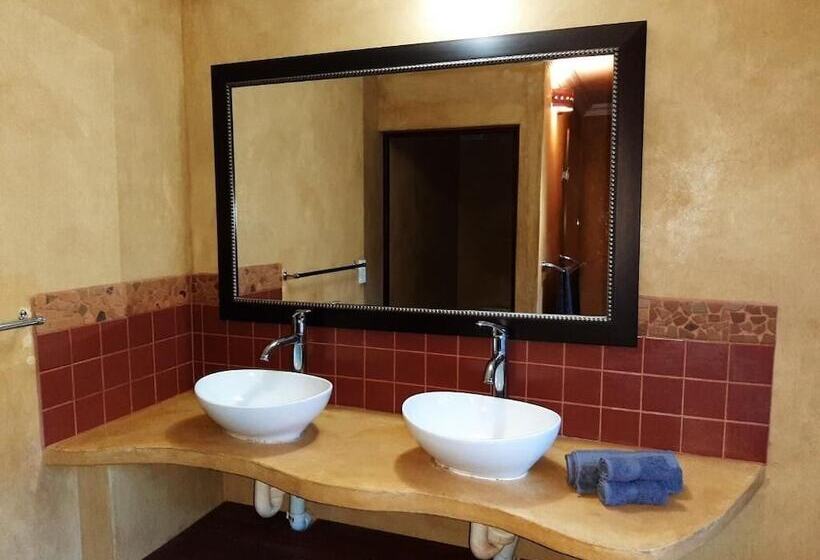 Пансион Snl 12 Dwergarend