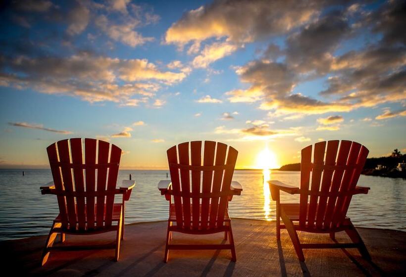 Ragged Edge Resort & Marina