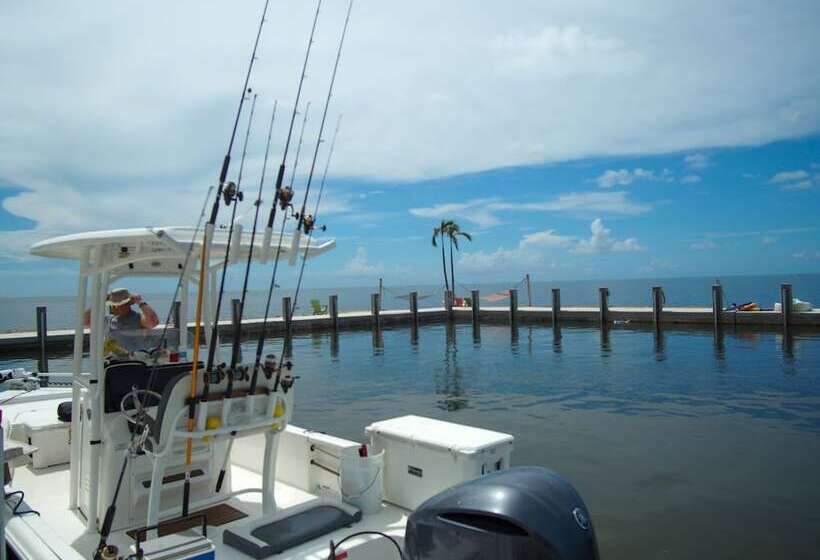 Ragged Edge Resort & Marina