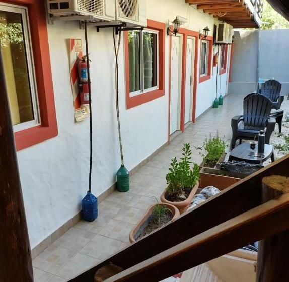فندق صغير Posada Costa Del Sol