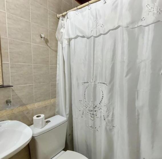 فندق صغير Posada Costa Del Sol