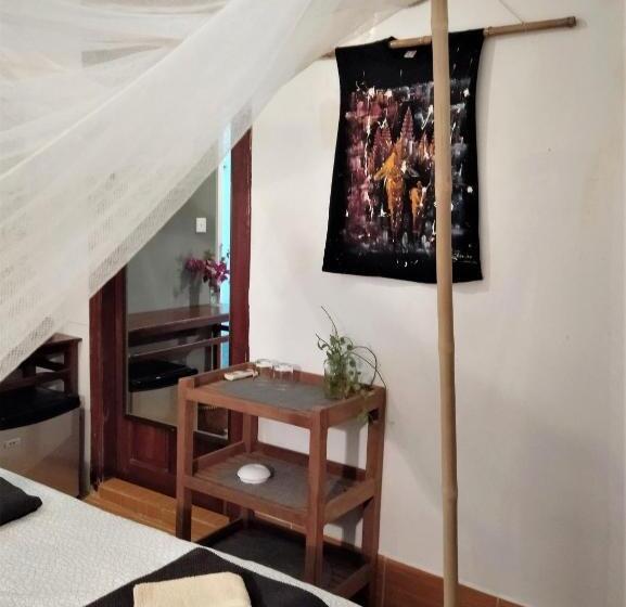 Bed and Breakfast La Maison Des Bambous Lmdbsr