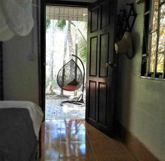 Bed and Breakfast La Maison Des Bambous Lmdbsr