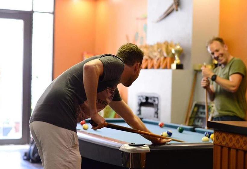 مسافرخانه Hello Sapa