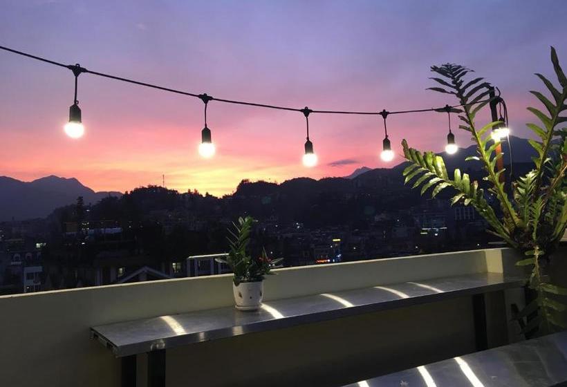 مسافرخانه Hello Sapa