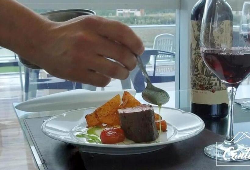 ホテル Cantera Respira Campo