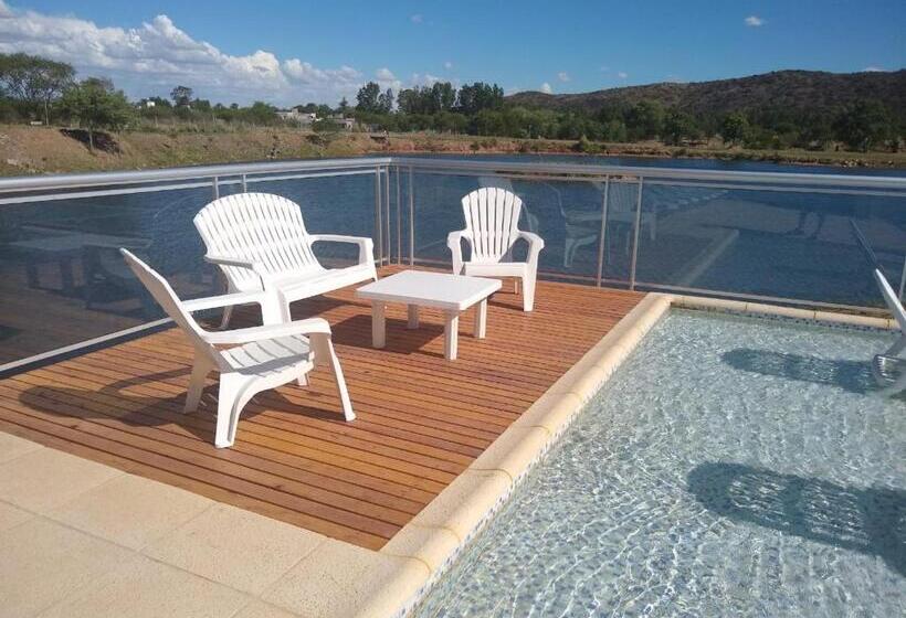 ホテル Cantera Respira Campo