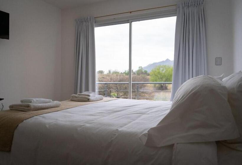 ホテル Cantera Respira Campo