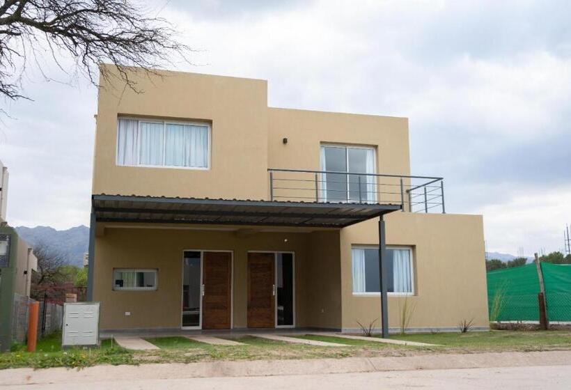 ホテル Cantera Respira Campo