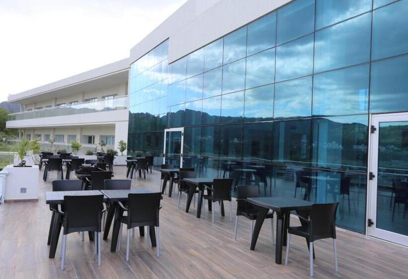 ホテル Cantera Respira Campo