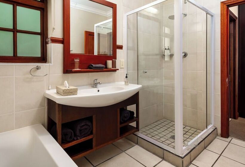 فندق Noordhoek Village