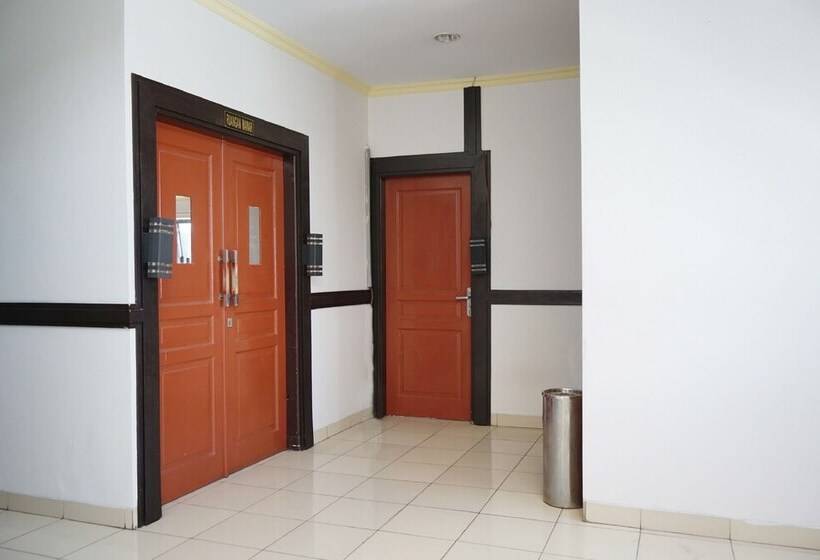 ホテル Oyo 2291 Bahagia