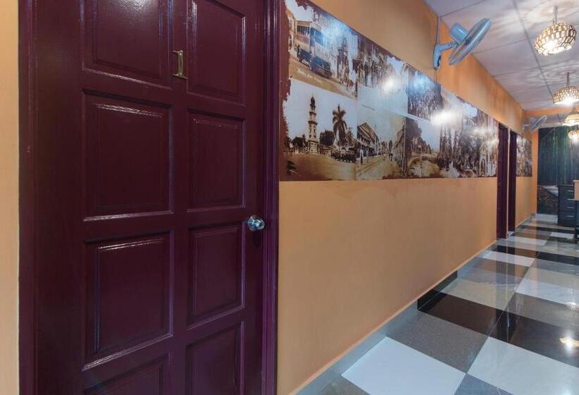 فندق Oyo 873 Bamboo Inn