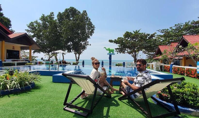 Отель Penny S Resort