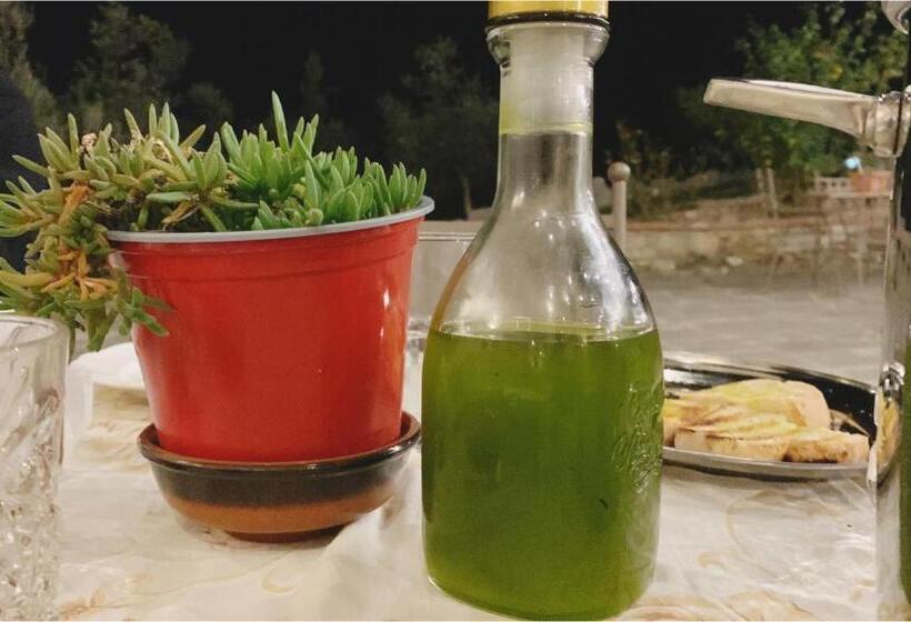 Отель Podere Paradiso