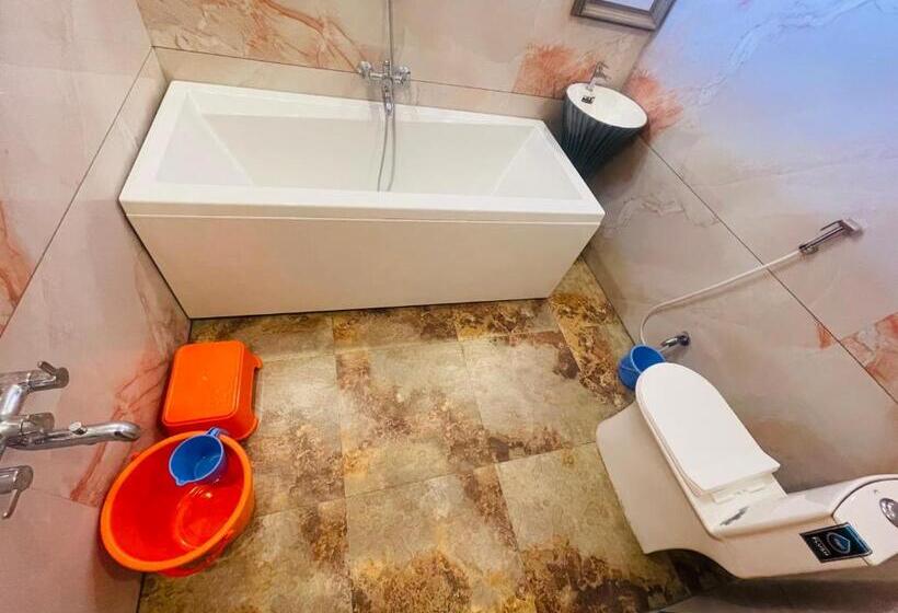 בית מלון כפרי Saptarang Residency Panhala