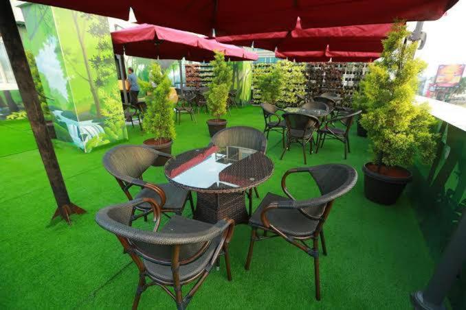 호텔 Capital O 5381 The Emirates