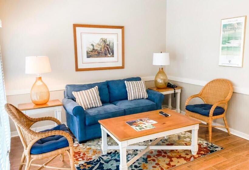 فندق The Lodge At The Bluffs