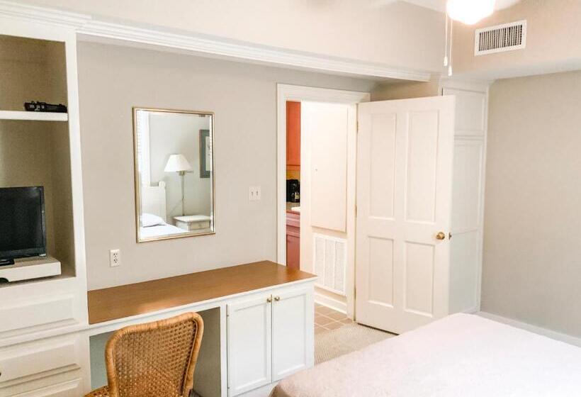 فندق The Lodge At The Bluffs