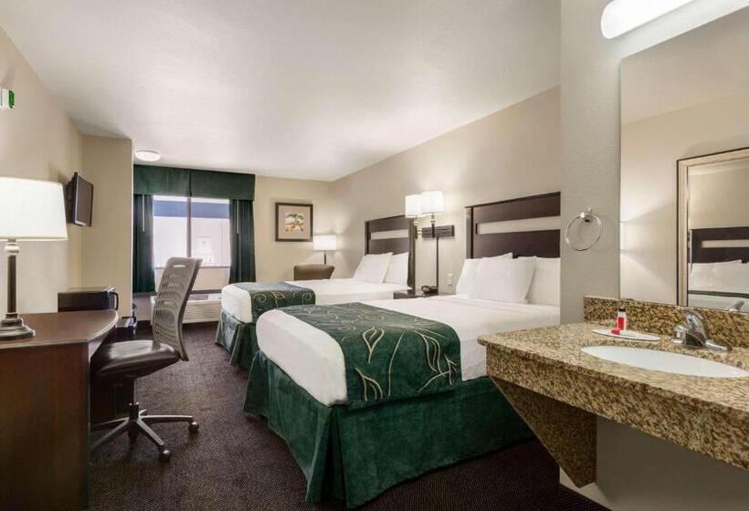 فندق Travelodge By Wyndham Santa Teresa