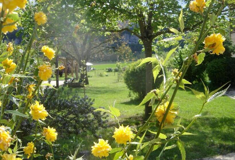 פנסיון Paysannerie Des Versanes   Chambres Et Gîte