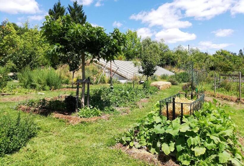 פנסיון Paysannerie Des Versanes   Chambres Et Gîte