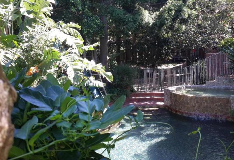 بنسيون Sacred Mountain Lodge