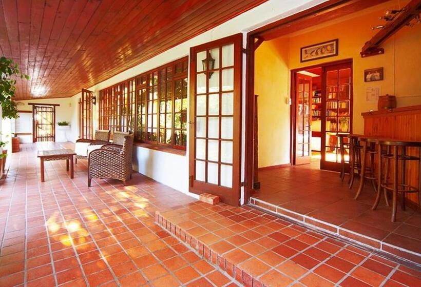 بنسيون Sacred Mountain Lodge