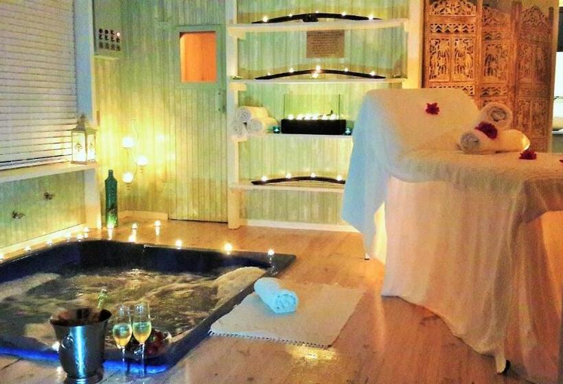 بنسيون Sacred Mountain Lodge