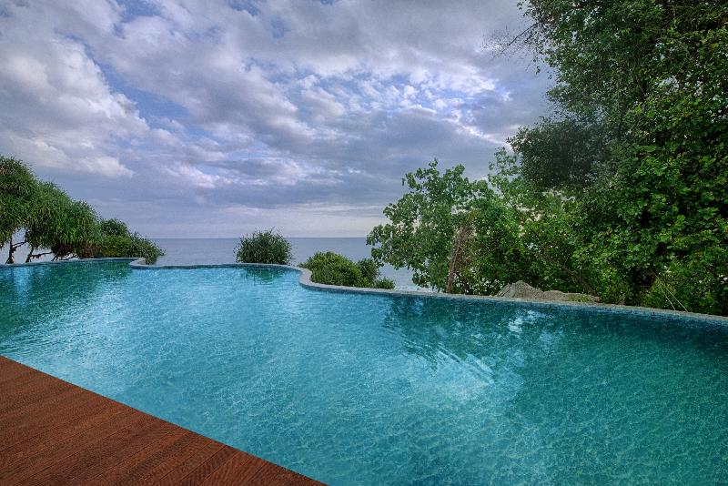 فندق Lelewatu Resort Sumba