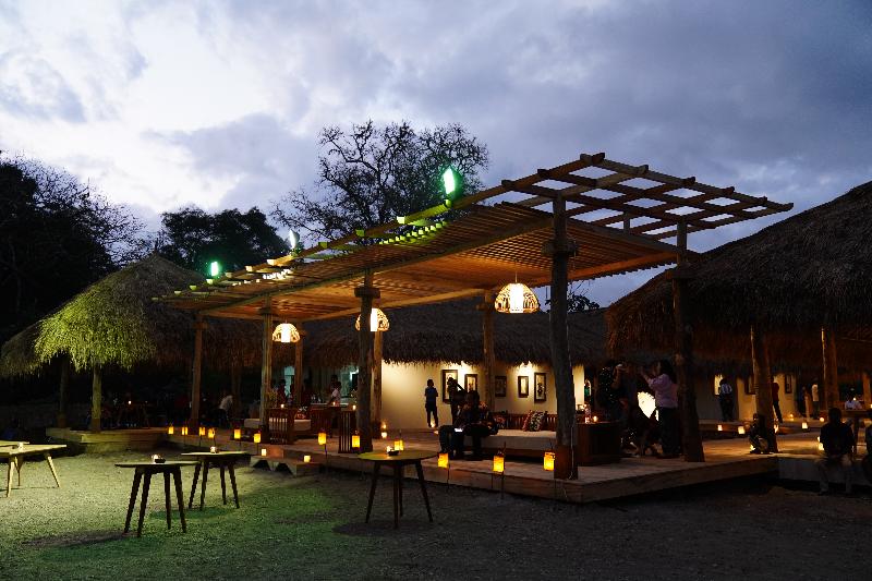 فندق Lelewatu Resort Sumba