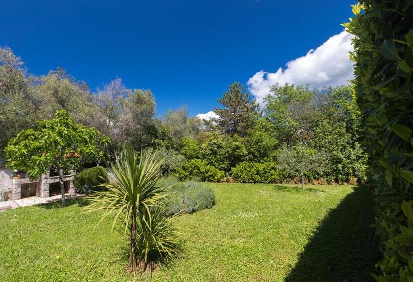 Apartment Josip Malin