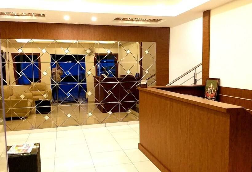 فندق Airport City