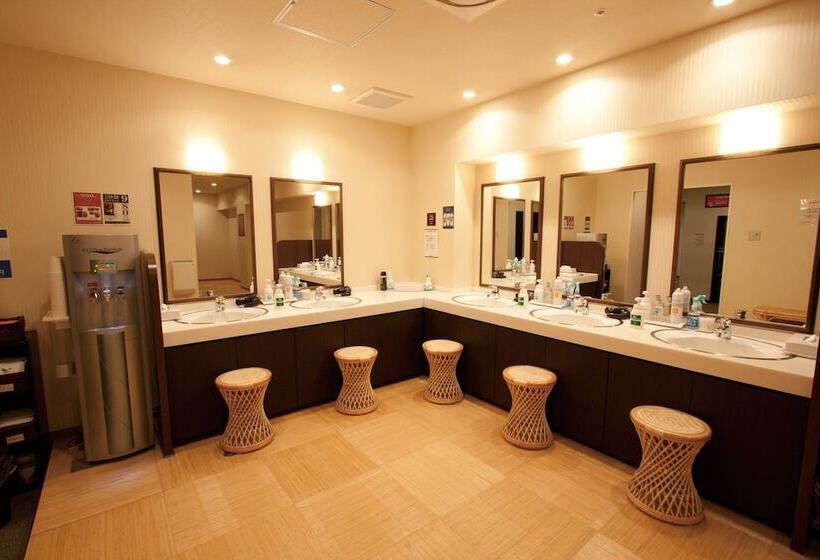 Hearts Capsule Hotel & Spa Nakasu  Male Only