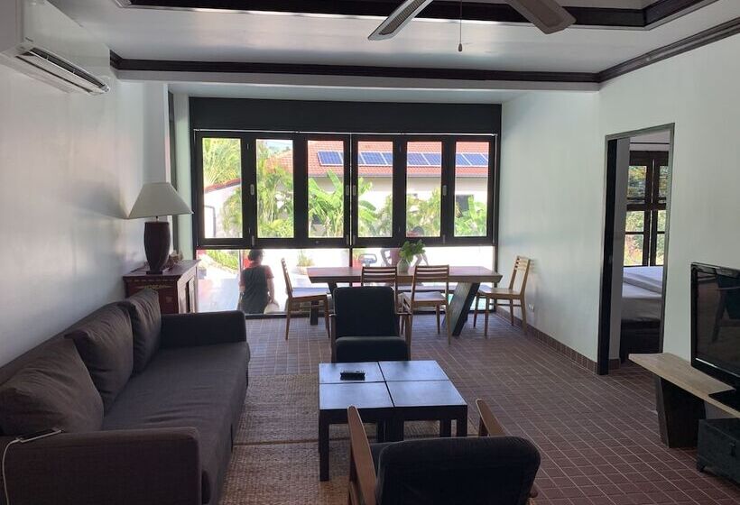 Khamin Pool Villa