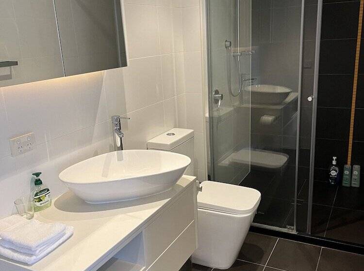 Tasha S Apartments On Warwick