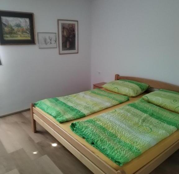 پانسیون Apartment Jalen