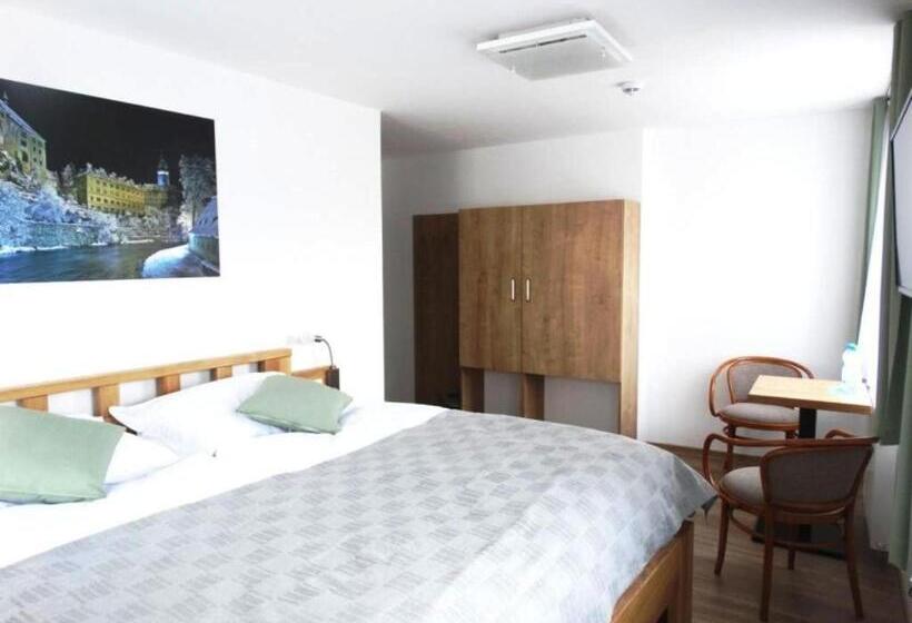 膳宿费 Garni Villa Areka