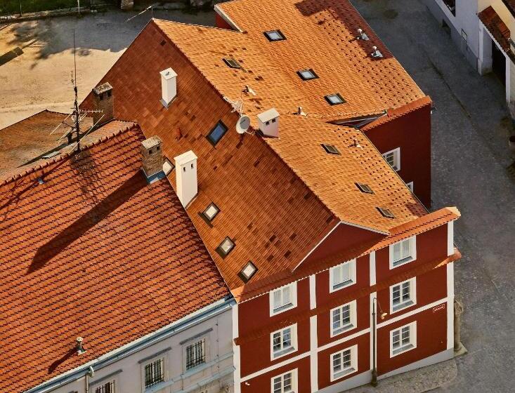 膳宿费 Garni Villa Areka