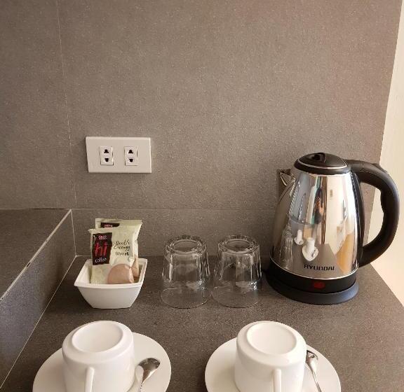 پانسیون The Leaf House