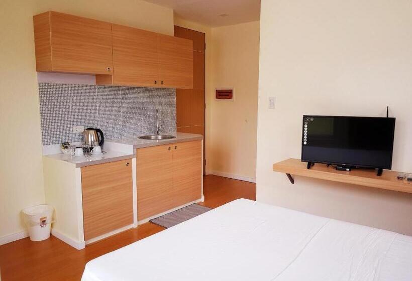 پانسیون The Leaf House