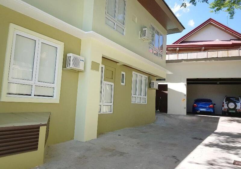 پانسیون The Leaf House