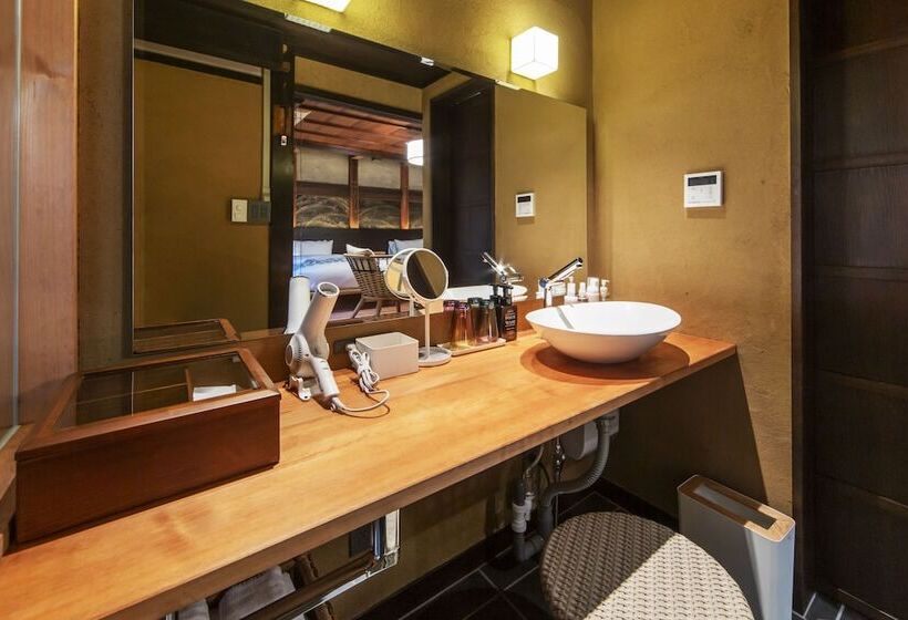 ريوكان Tomonoura Shiomachi Hotel Roya